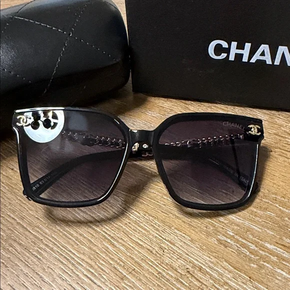 Chanel Black & Gold Leather Sunglasses - Picture 3 of 10